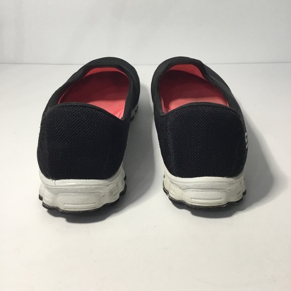 Skechers Women’s Black Memory Foam Sneakers Size 8.5 - Picture 4 of 9
